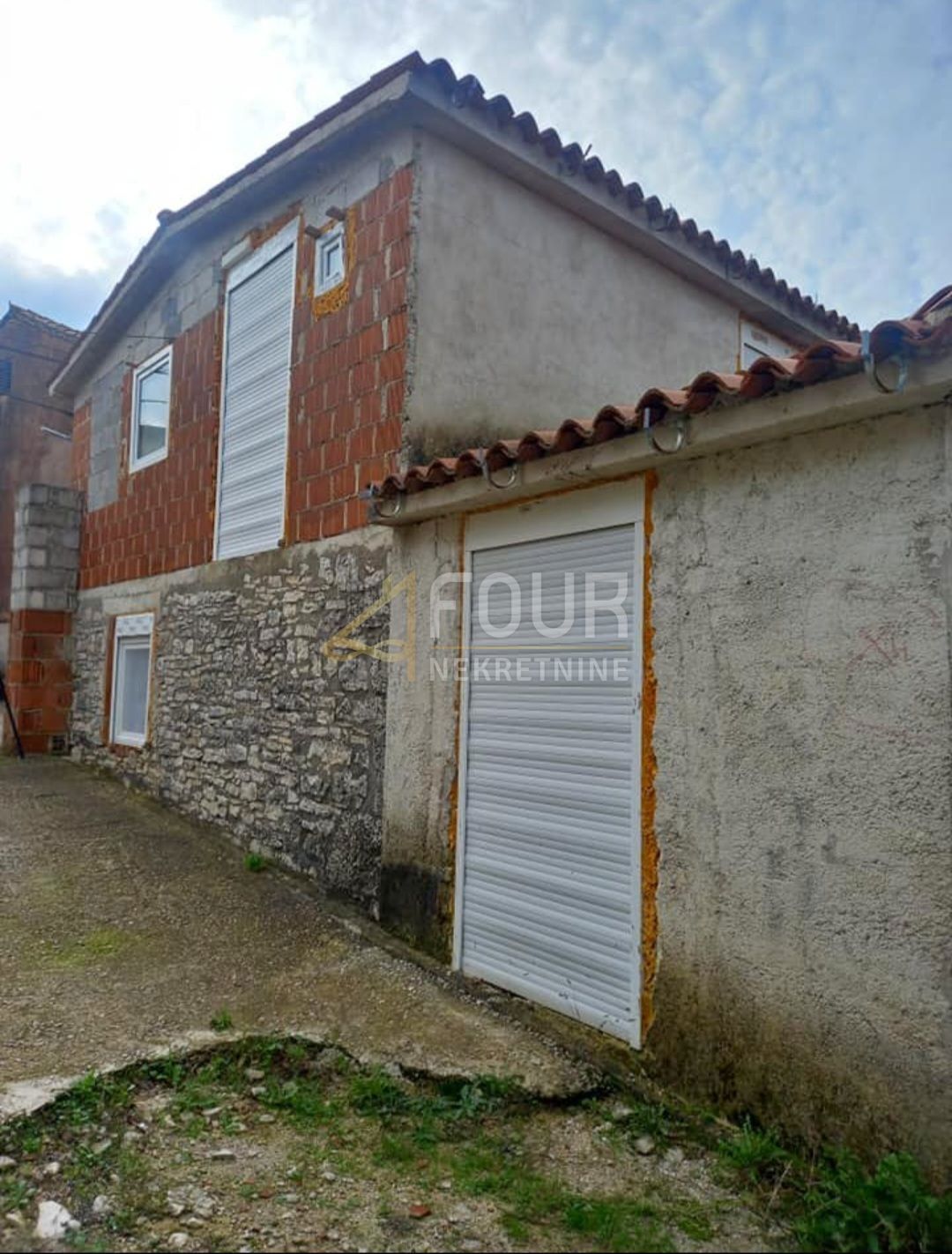 Hiša Svetvinčenat, 100m2