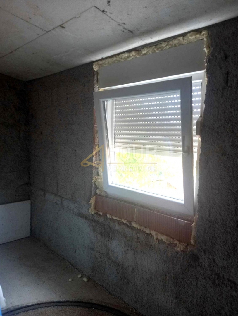 Hiša Svetvinčenat, 100m2