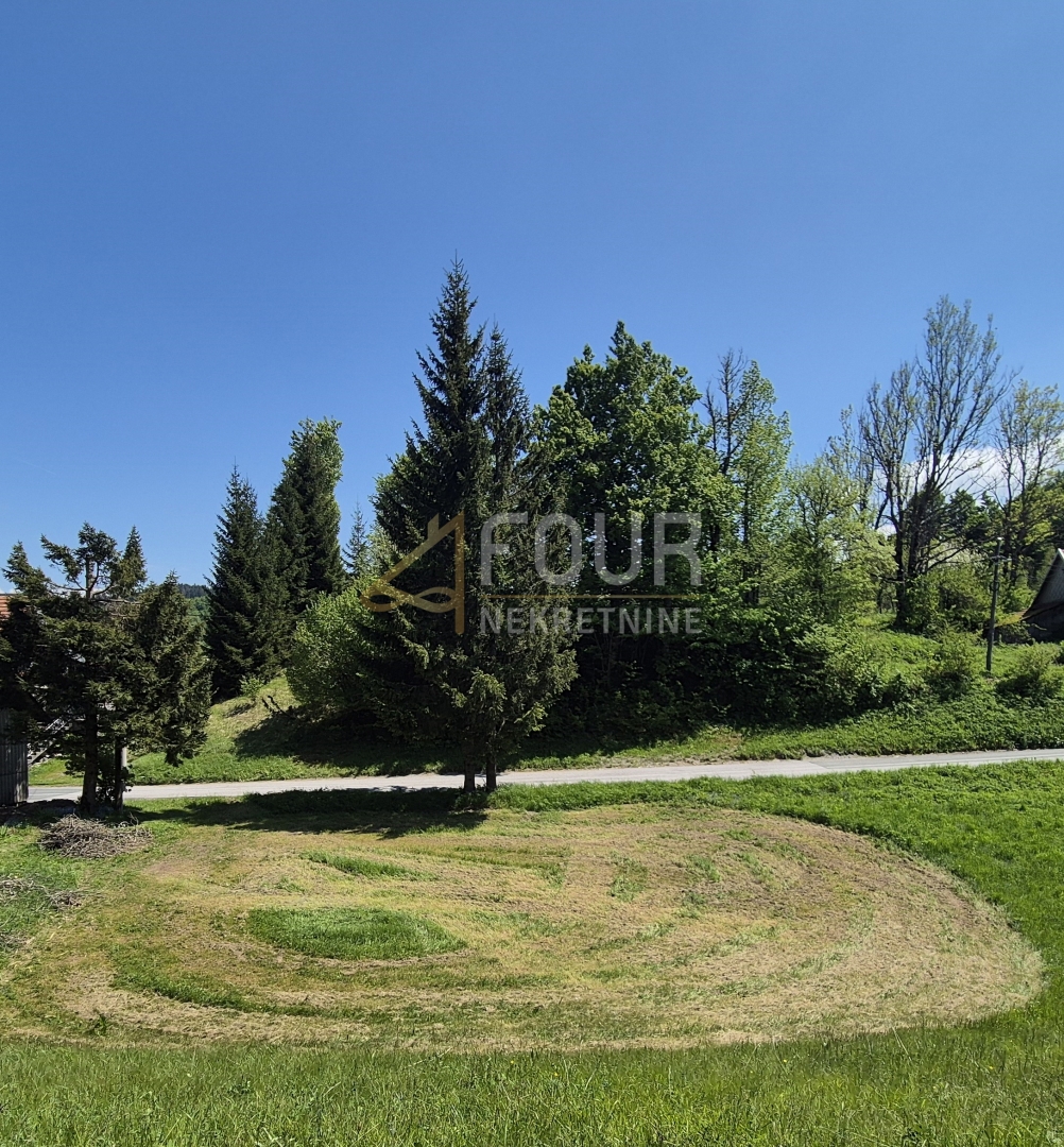 Zemljišče Stari Laz, Ravna Gora, 1.071m2