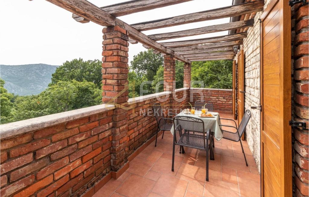 Hiša Grižane-Belgrad, Vinodolska Općina, 160m2