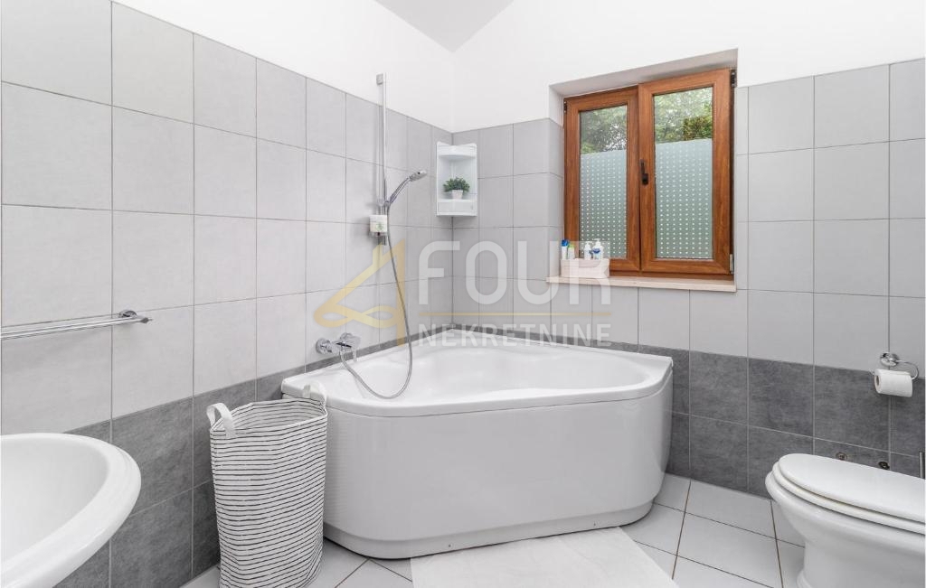 Hiša Grižane-Belgrad, Vinodolska Općina, 160m2