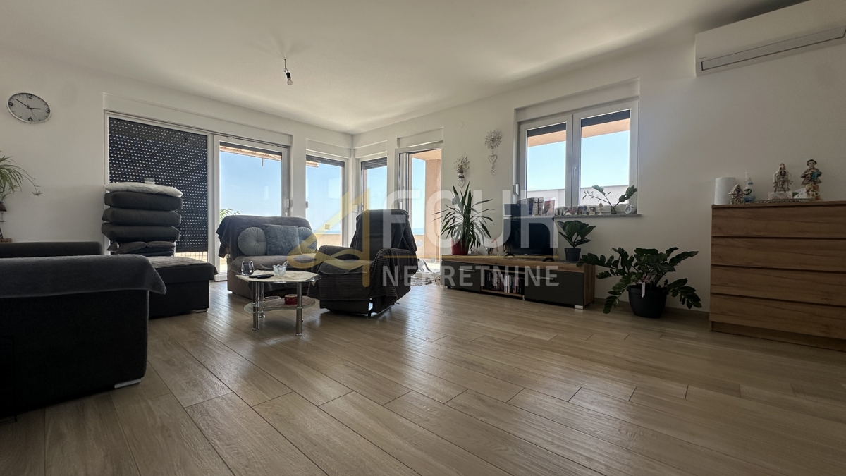 Hiša Drenova, Rijeka, 292m2
