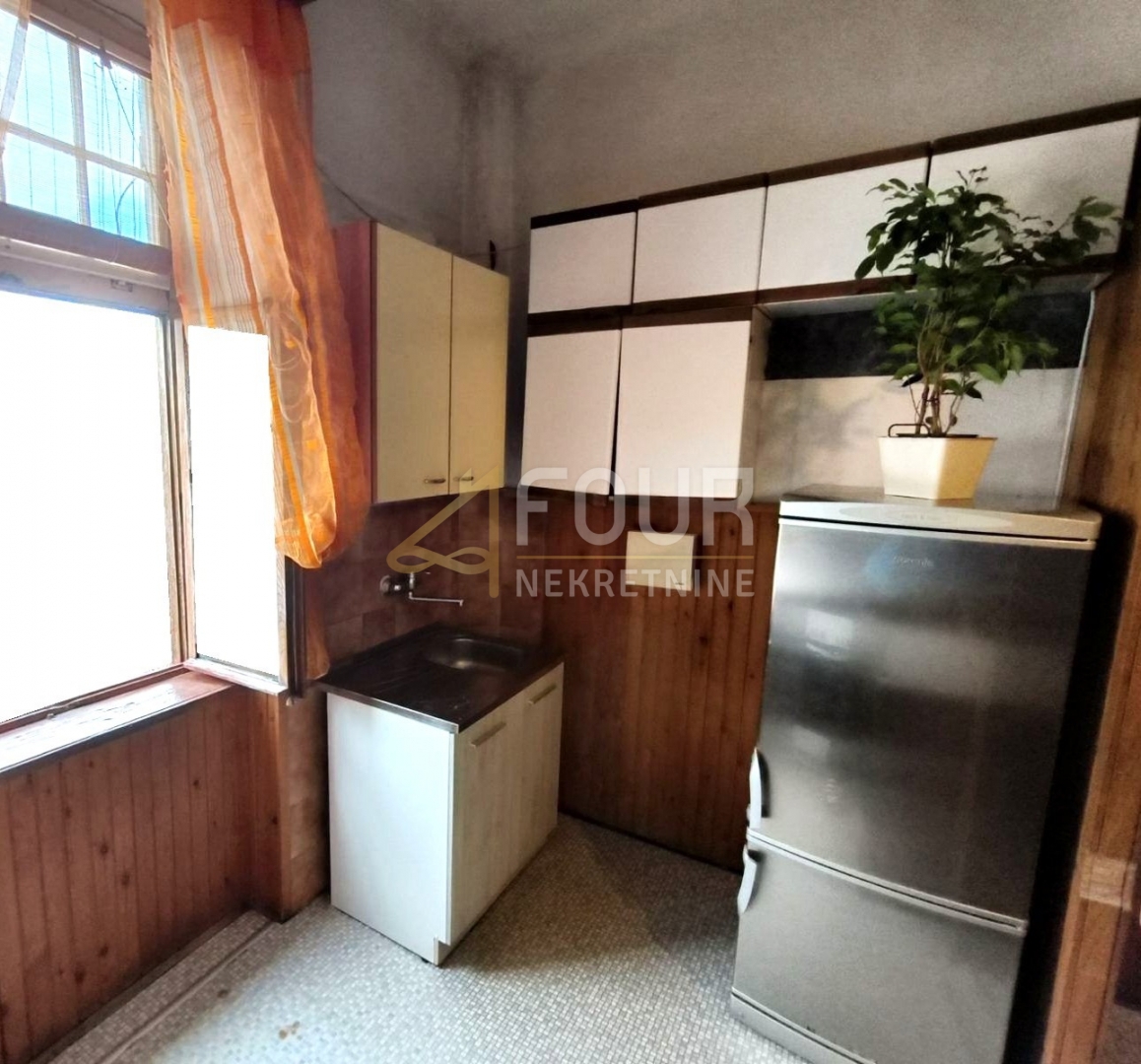 Stanovanje Opatija - Centar, Opatija, 72,74m2