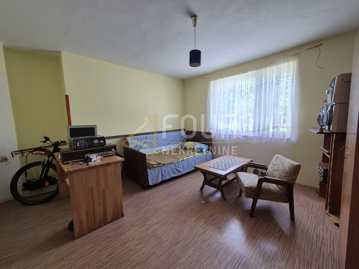Hiša Ravna Gora, 150m2