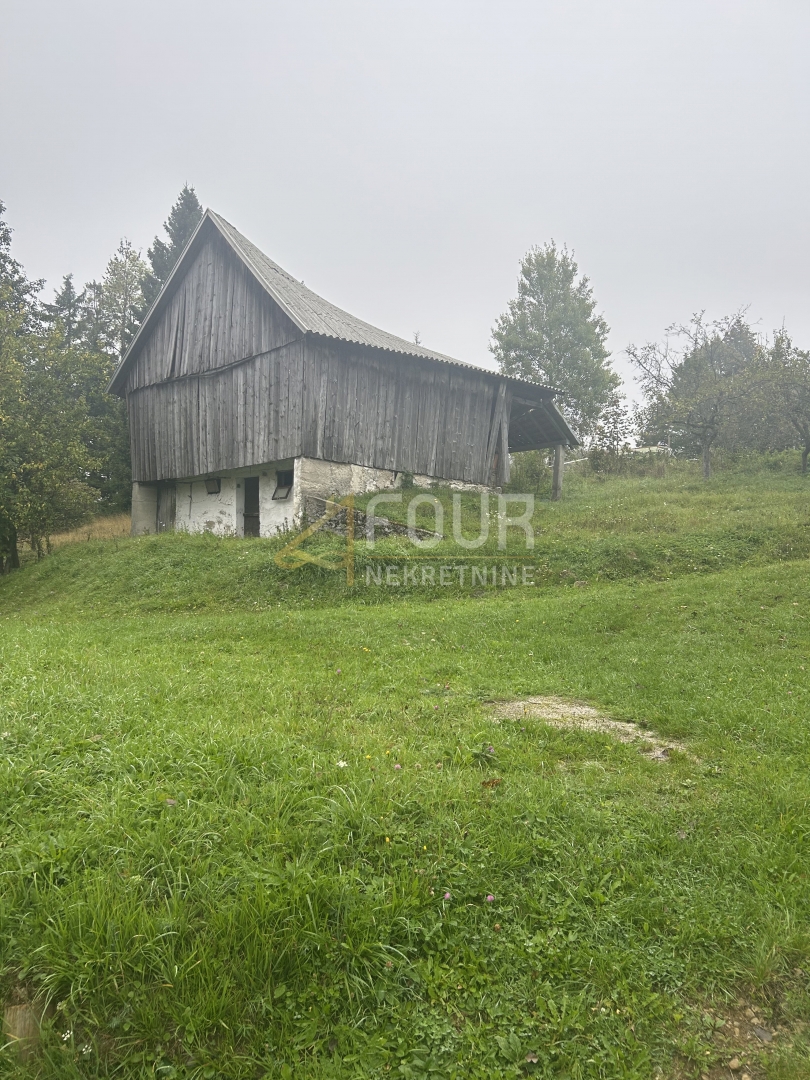 Zemljišče Kozji Vrh, Čabar, 1.482m2