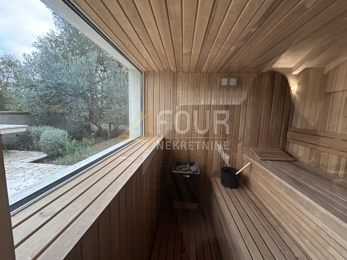 Hiša Višnjan, 191,98m2