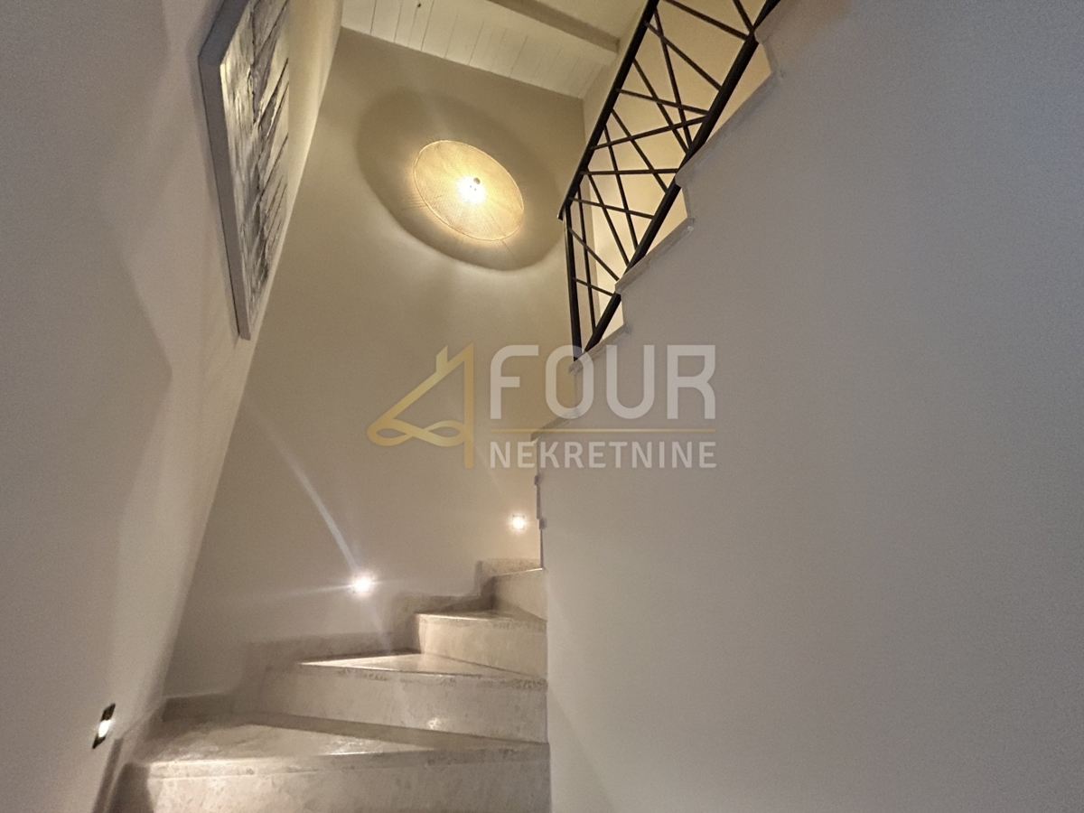 Hiša Višnjan, 191,98m2