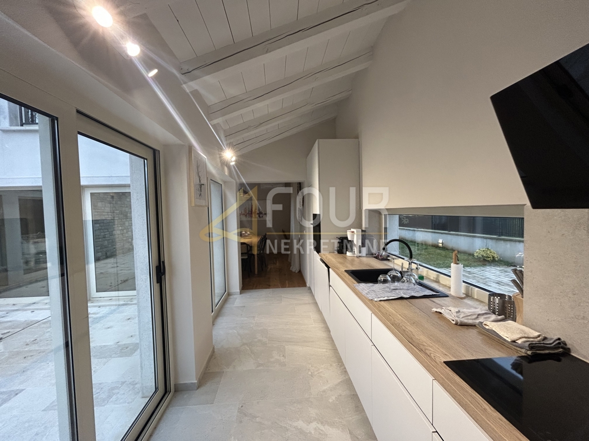 Hiša Višnjan, 191,98m2