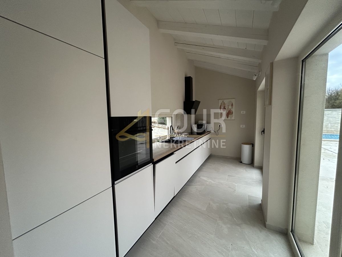 Hiša Višnjan, 191,98m2