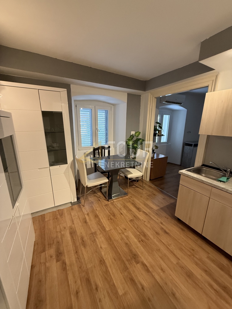 Stanovanje Centar, Rijeka, 53,07m2