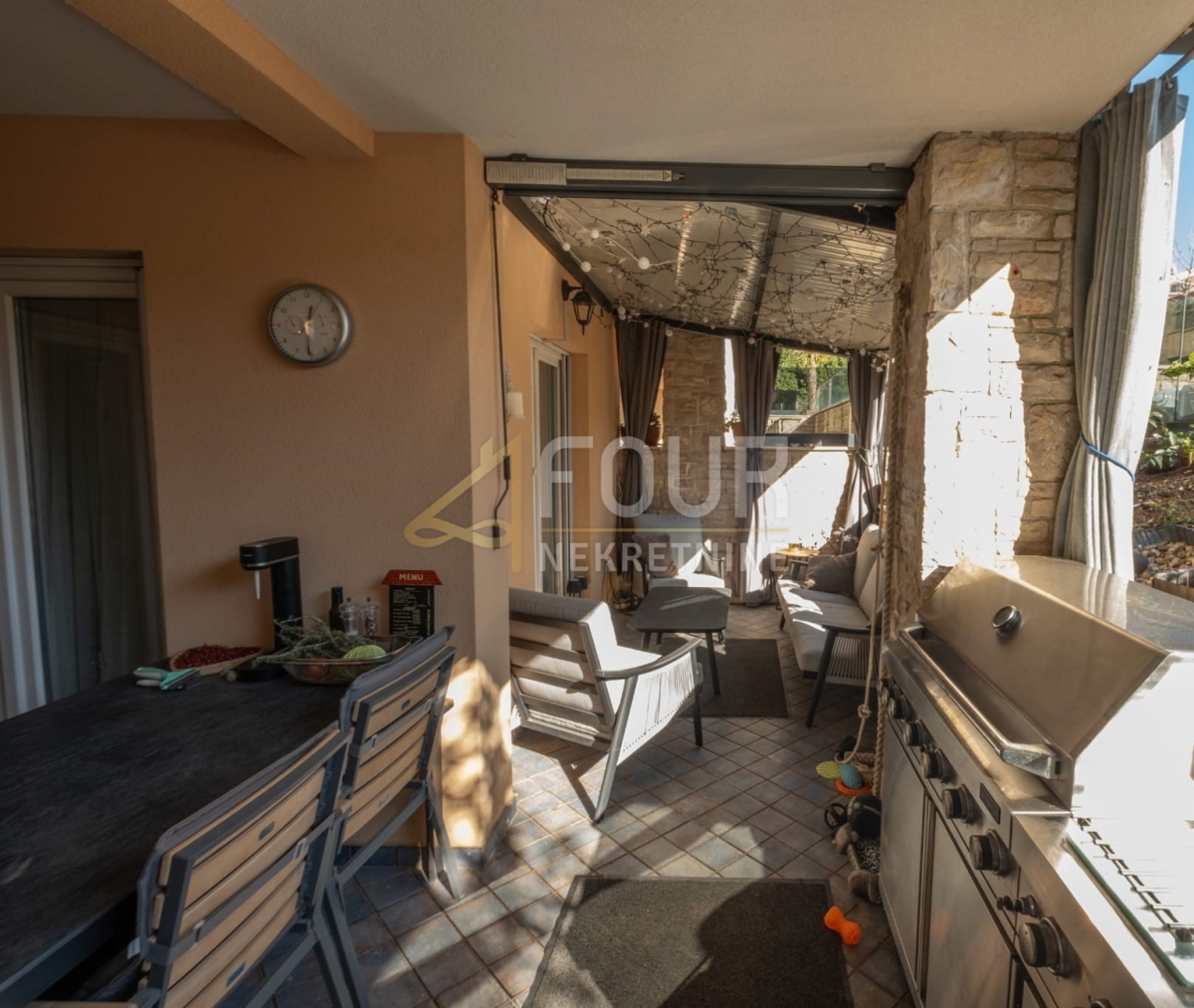 Istra, Medulin, 2s+db, terasa