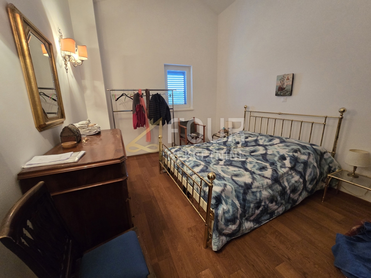 Stanovanje Cres, 120,98m2