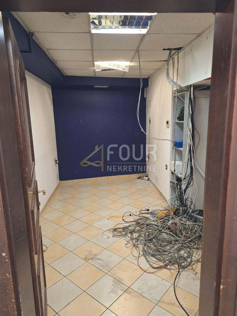 Poslovni prostor Brajda, Rijeka, 566,45m2