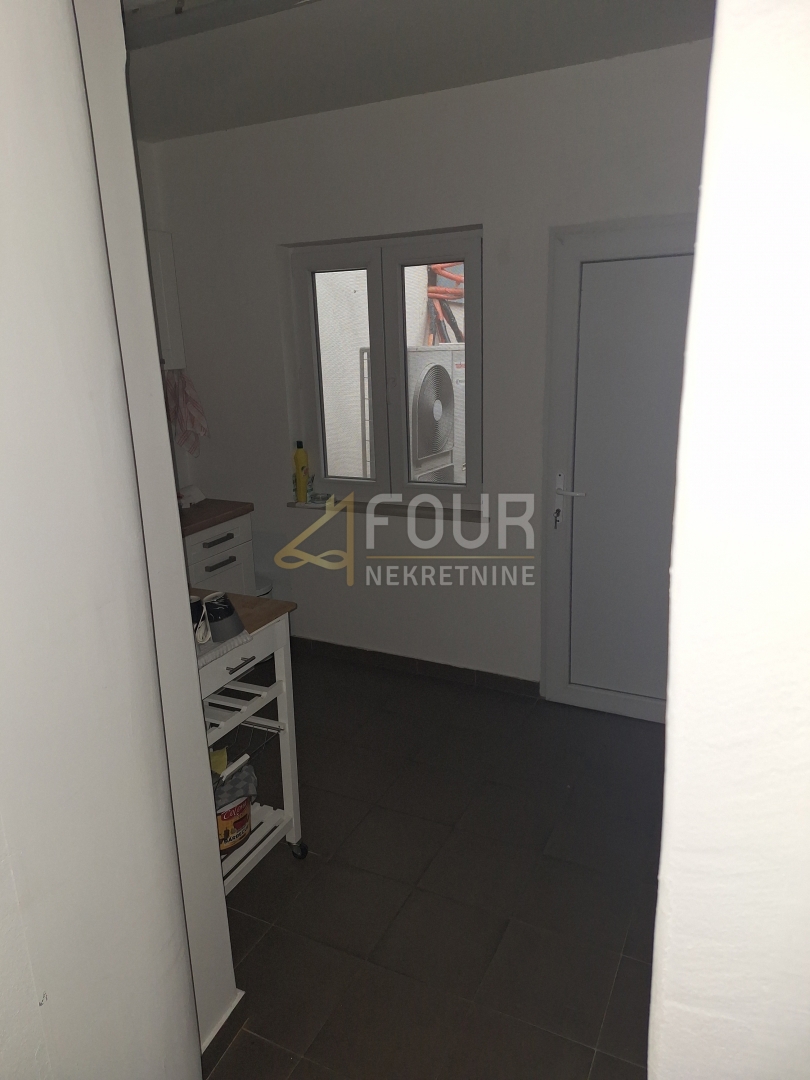 Poslovni prostor Brajda, Rijeka, 566,45m2