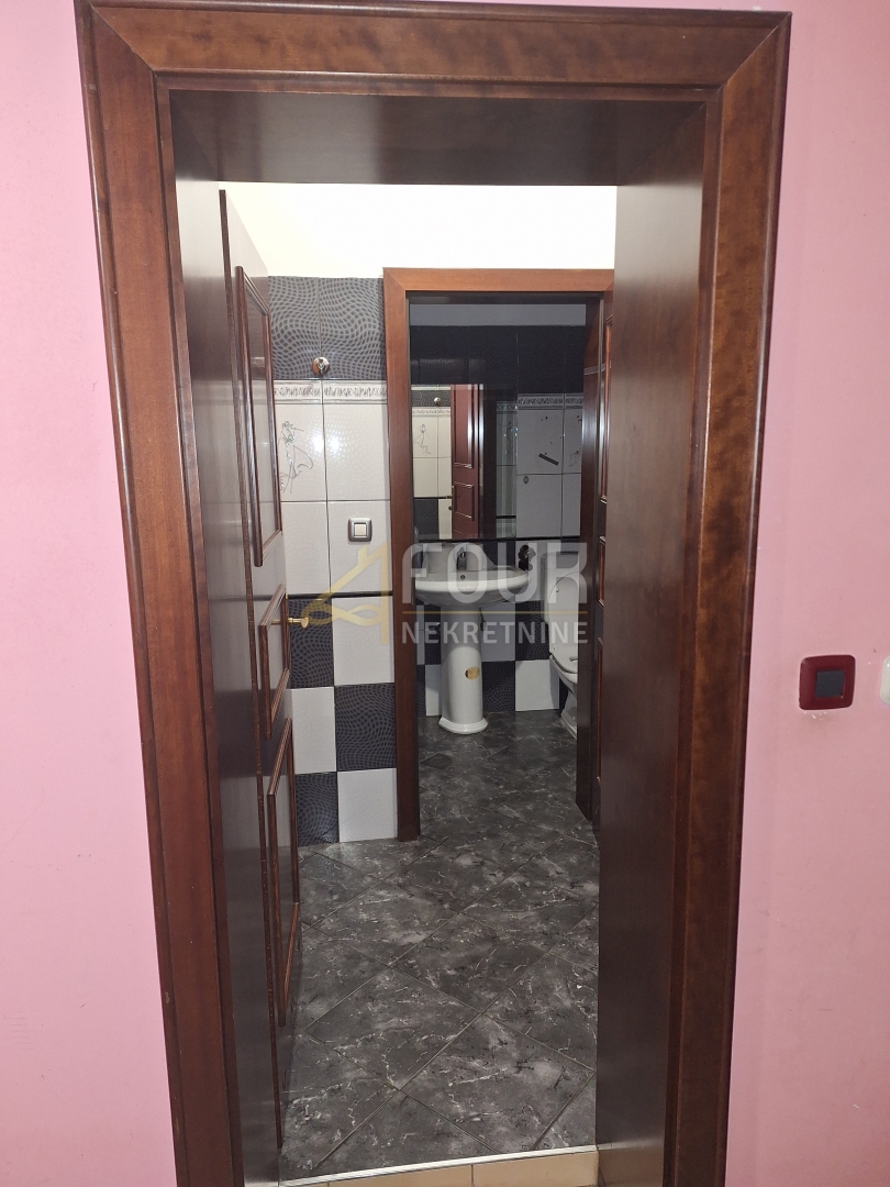 Poslovni prostor Brajda, Rijeka, 566,45m2