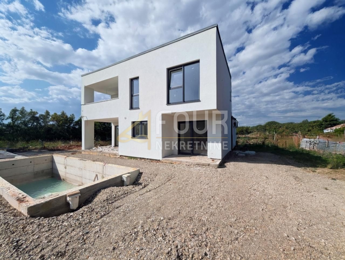 Hiša Loborika, Marčana, 160m2