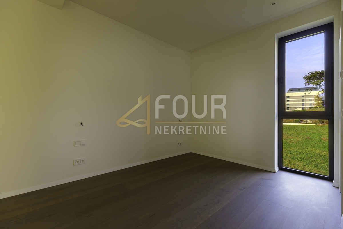 Istra, Umag - okolica, apartma - luksuzni letovišče, 1. vrsta do morja