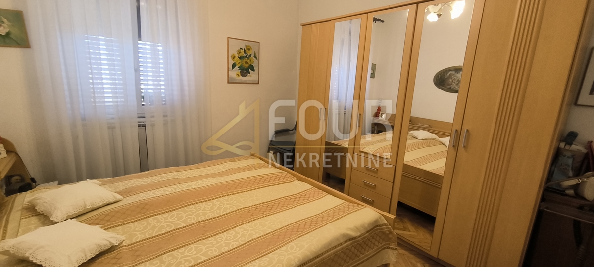 Pula, Center, 1s+db, balkon, pogled na morje