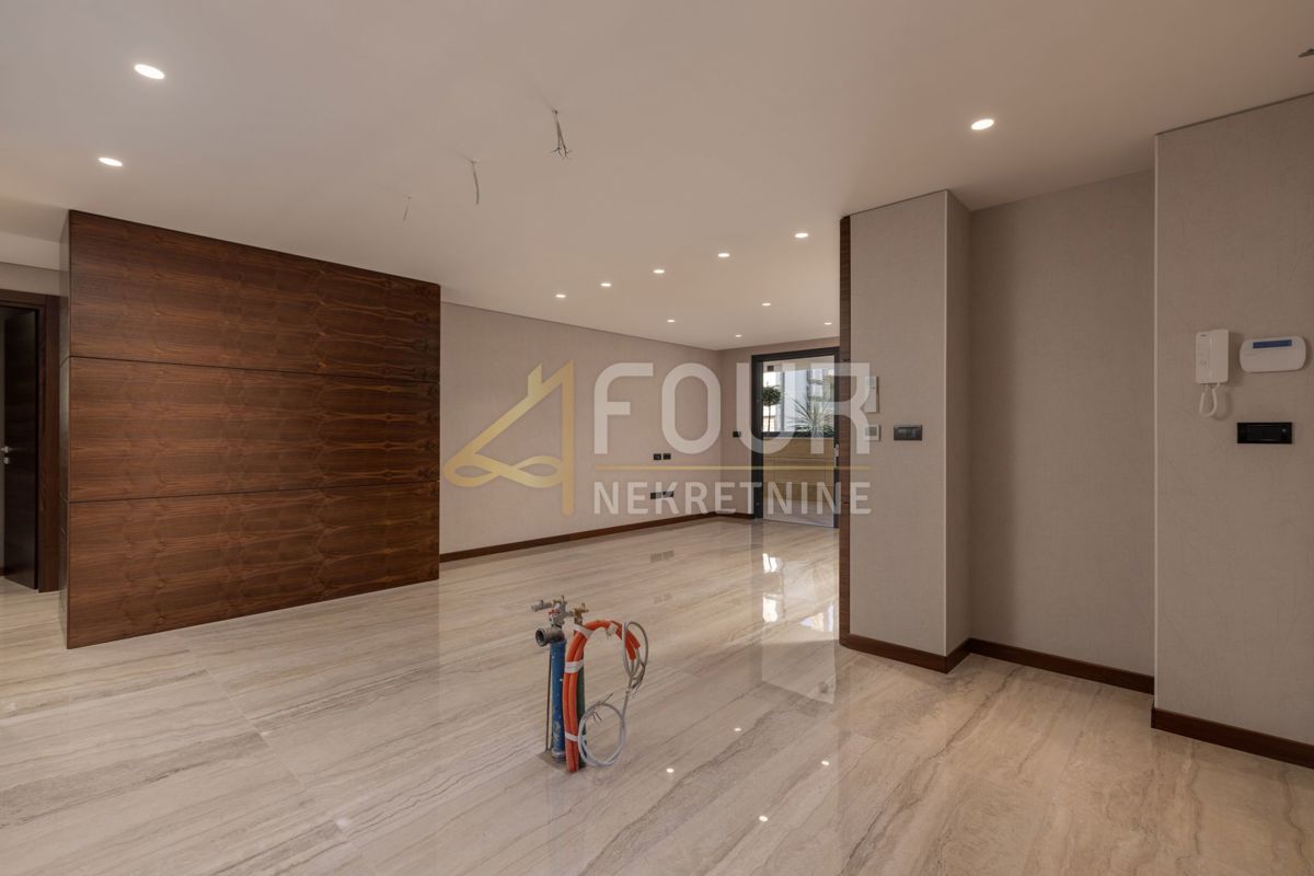 Stanovanje Malinska, Malinska-Dubašnica, 100,38m2