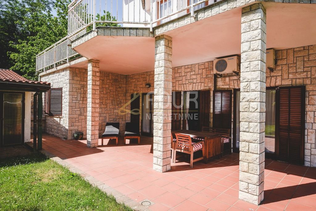 Hiša Trsat, Rijeka, 345m2