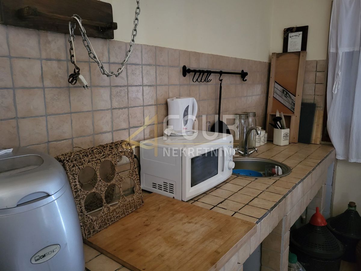 Hiša Njivice, Omišalj, 360m2