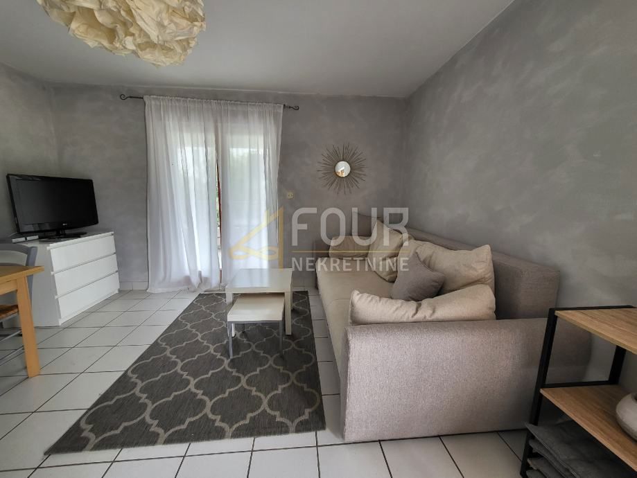 Hiša Njivice, Omišalj, 360m2