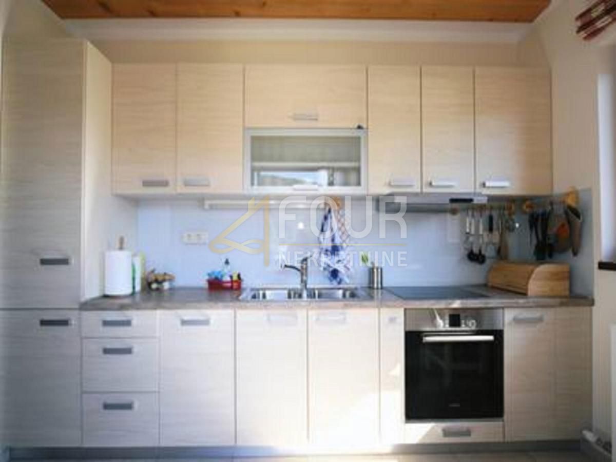 Hiša Begovo Razdolje, Mrkopalj, 300m2