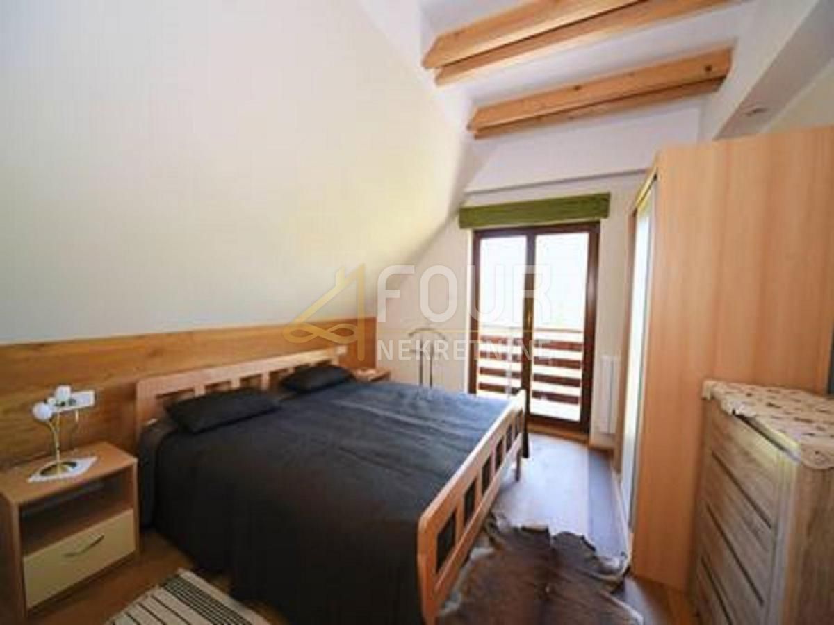 Hiša Begovo Razdolje, Mrkopalj, 300m2