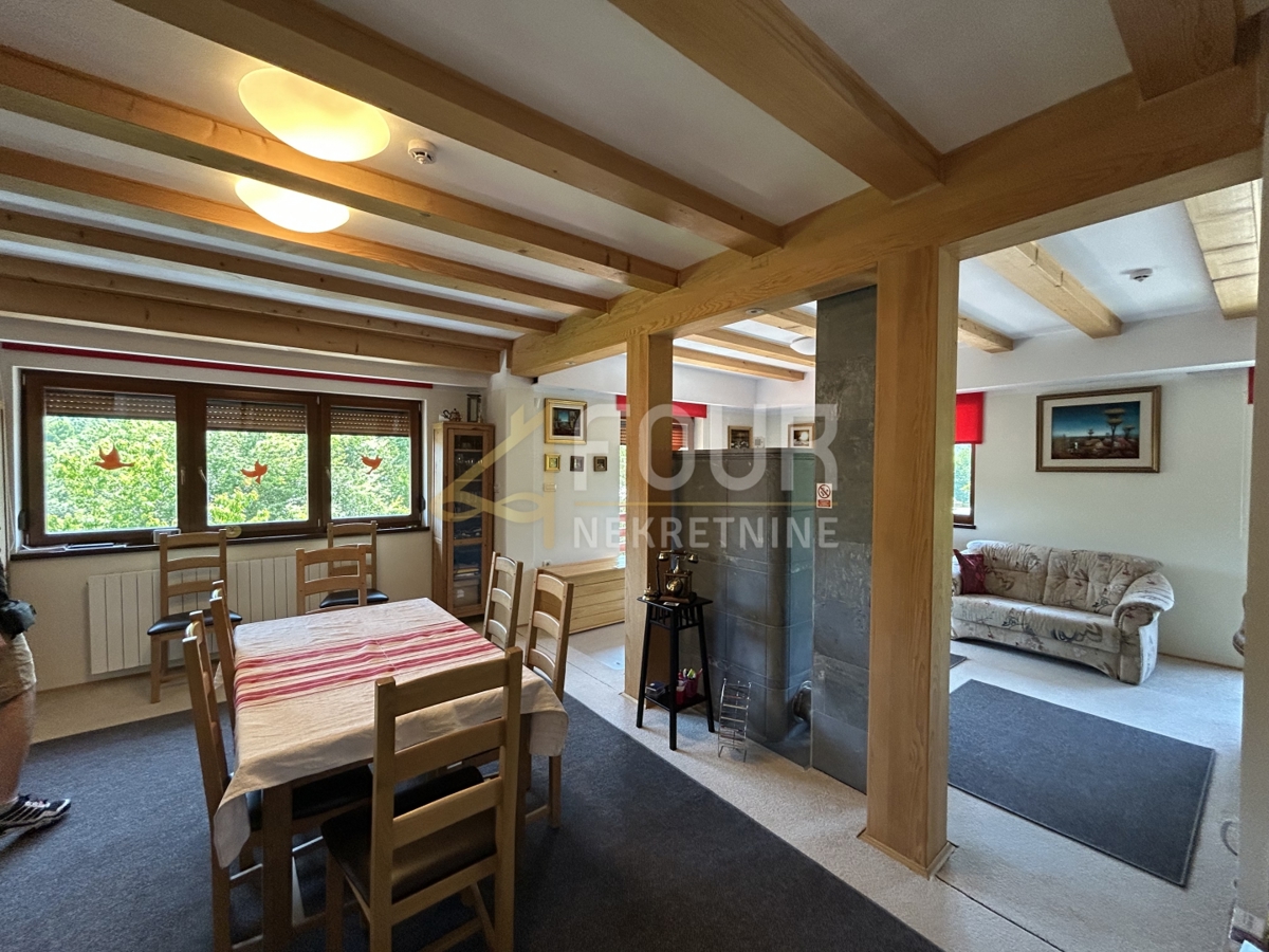 Hiša Begovo Razdolje, Mrkopalj, 300m2