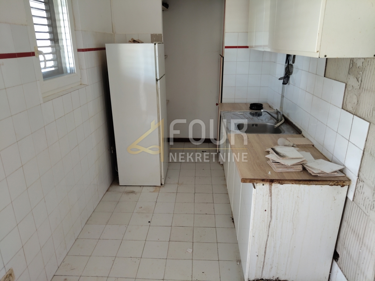 Hiša Brtonigla, 160m2