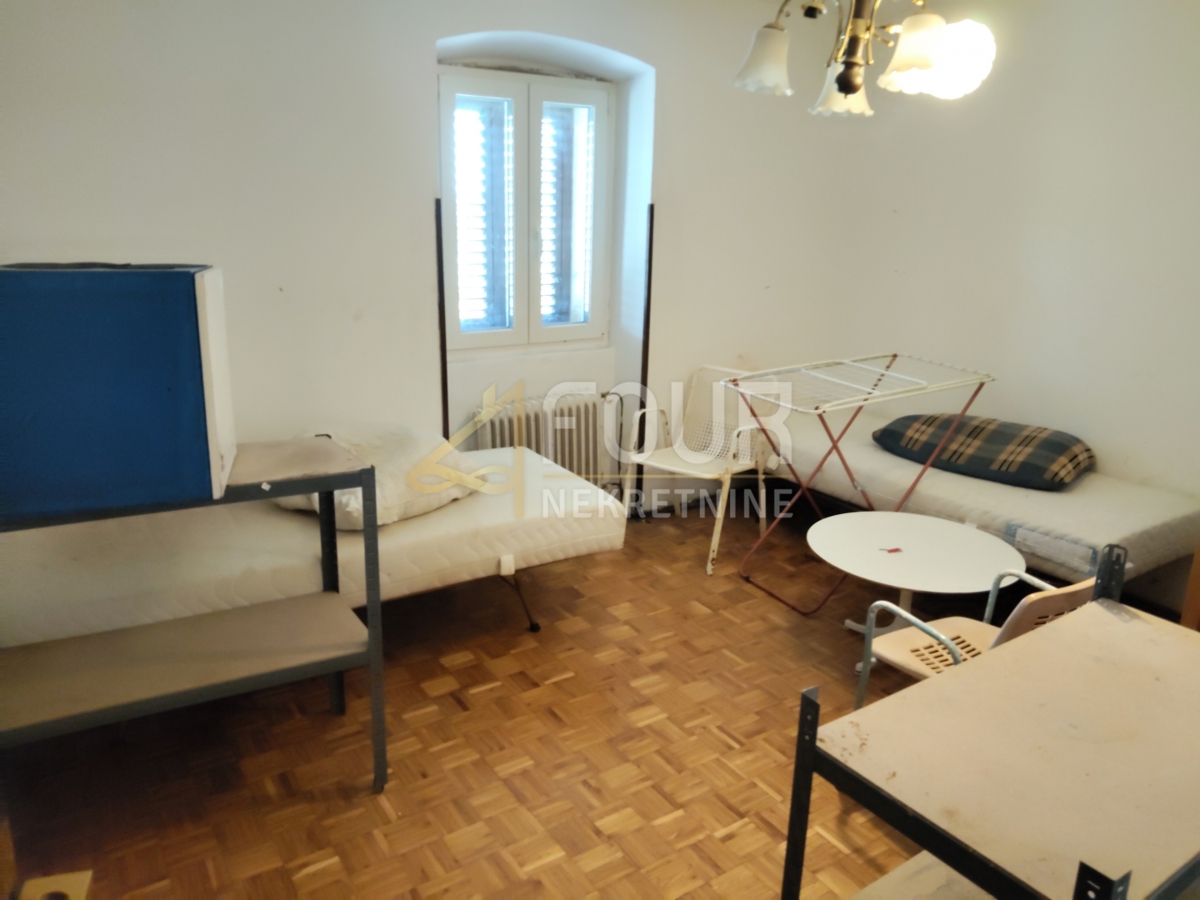 Hiša Brtonigla, 160m2