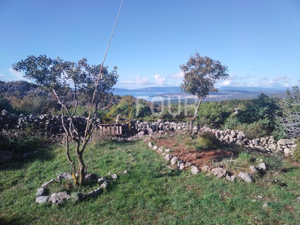 Zemljišče Punat, 1.063m2