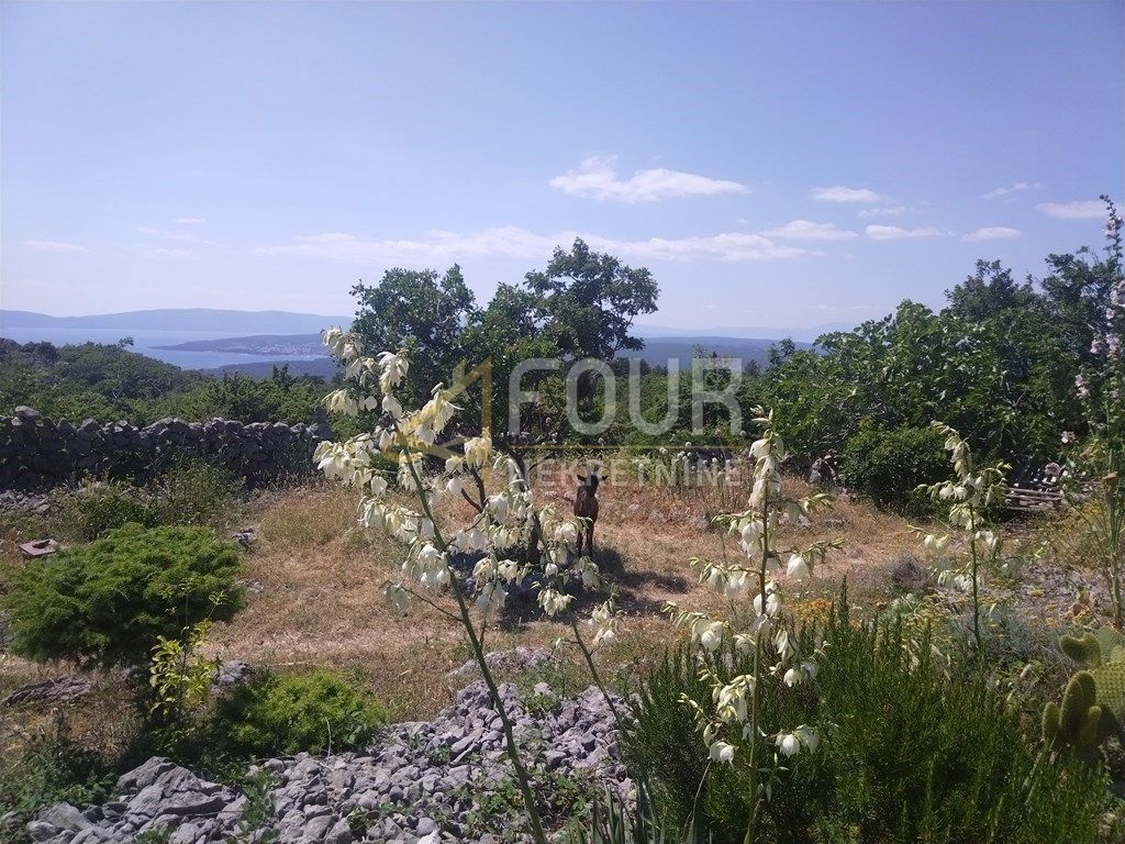 Zemljišče Punat, 1.063m2