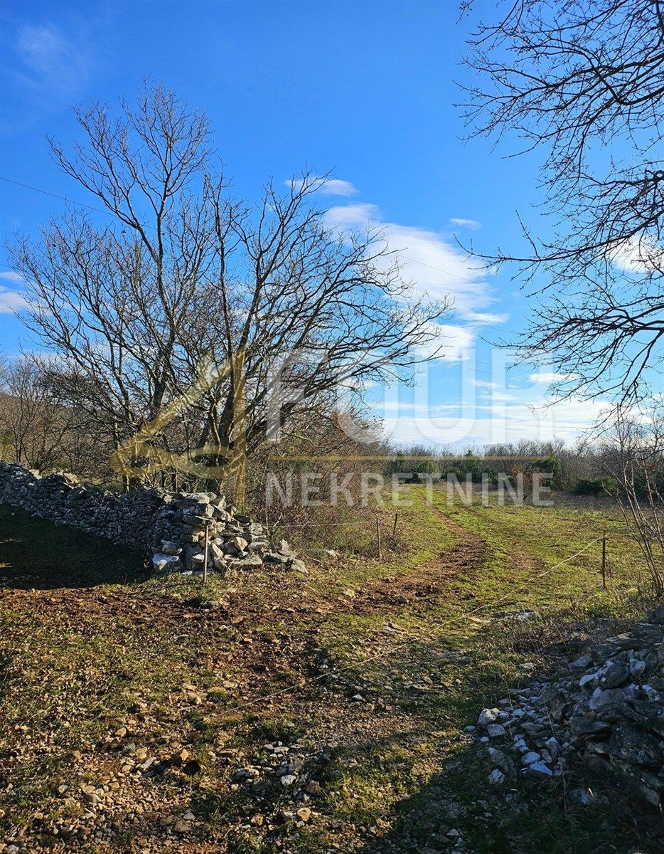 Zemljišče Malinska, Malinska-Dubašnica, 1.134m2