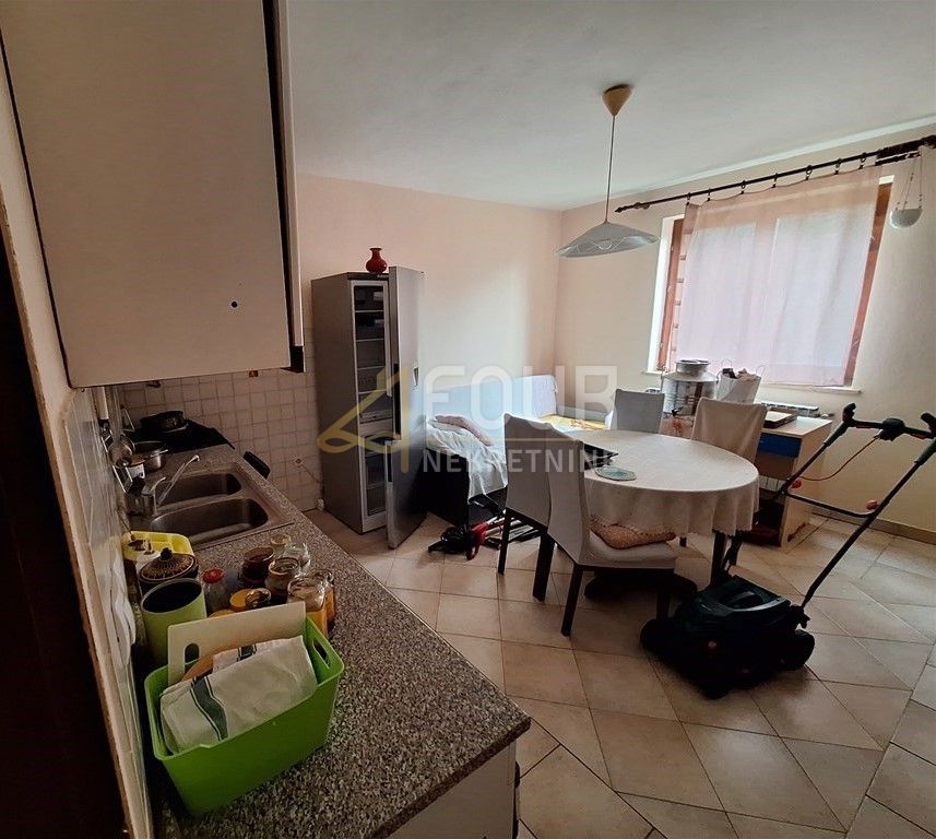 Hiša Umag, 330m2
