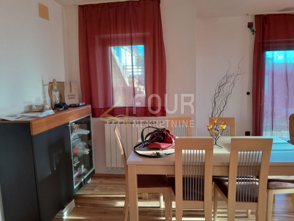 Hiša Umag, 330m2