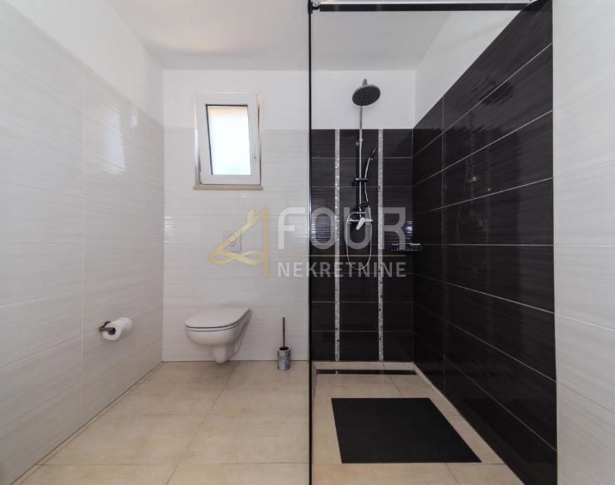Hiša Ika, Opatija - Okolica, 380m2