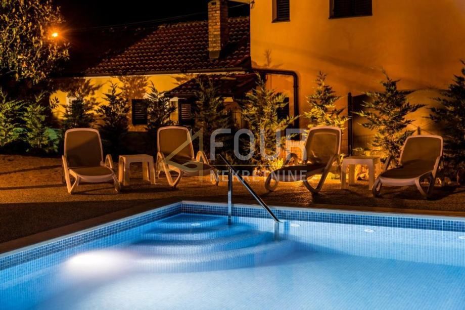 Hiša Ika, Opatija - Okolica, 380m2