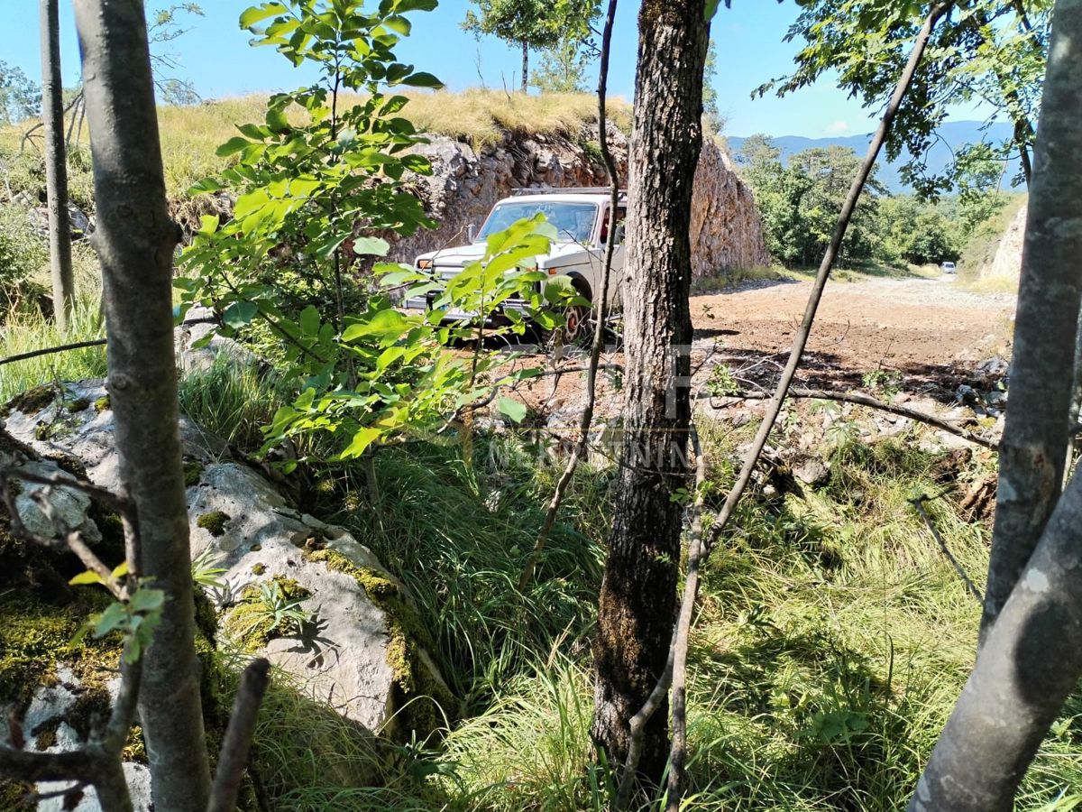 Zemljišče Breza, Klana, 2.536m2