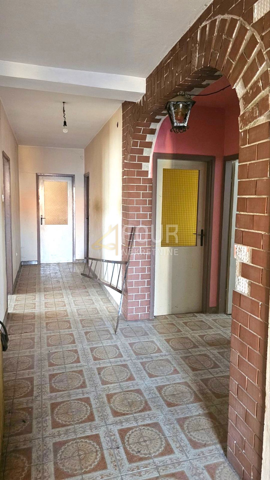 Hiša Umag, 350m2