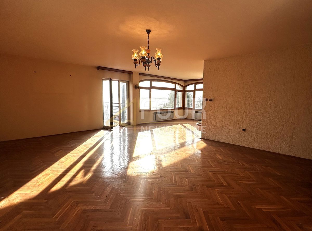 Hiša Opatija - Centar, Opatija, 302,31m2
