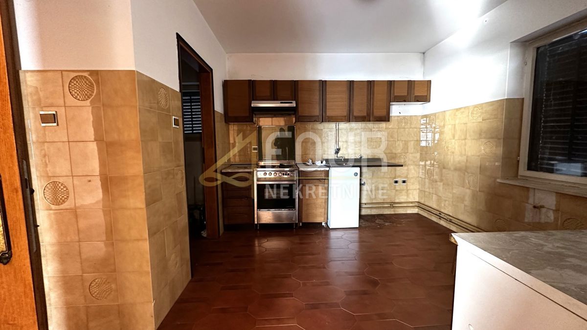 Hiša Opatija - Centar, Opatija, 302,31m2