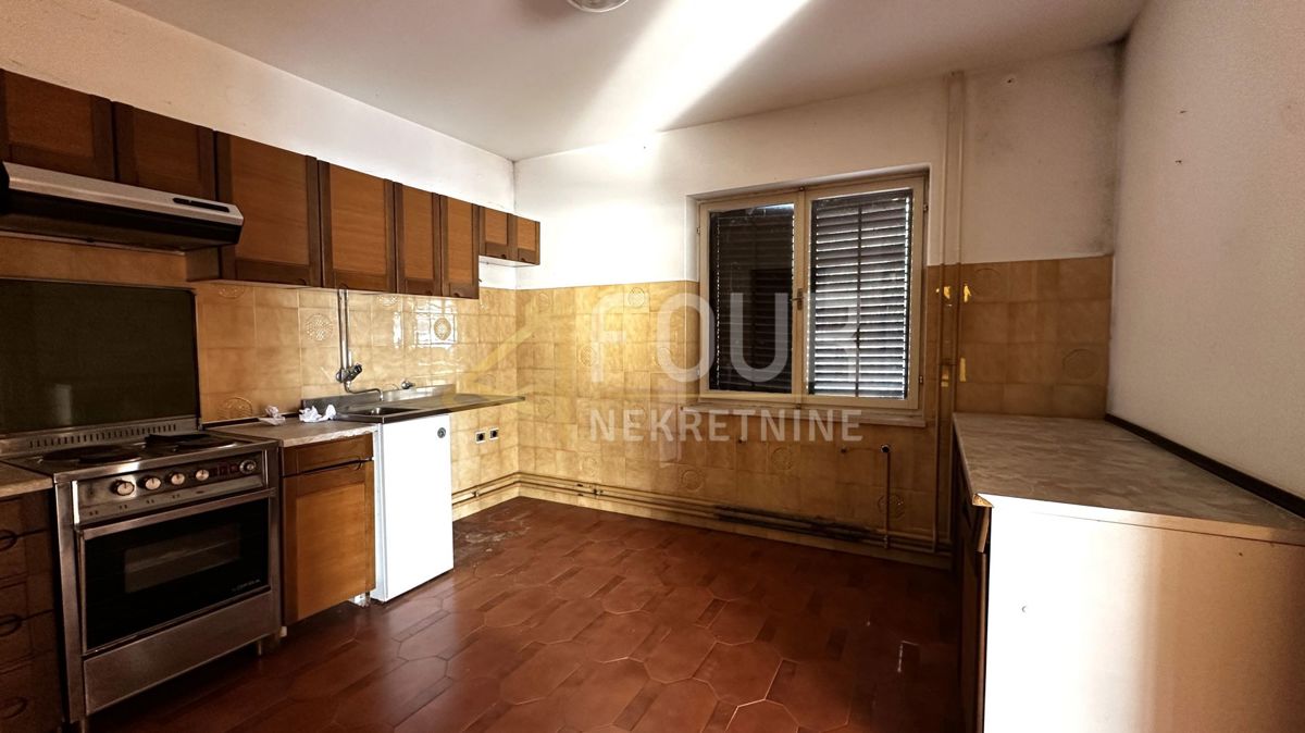 Hiša Opatija - Centar, Opatija, 302,31m2
