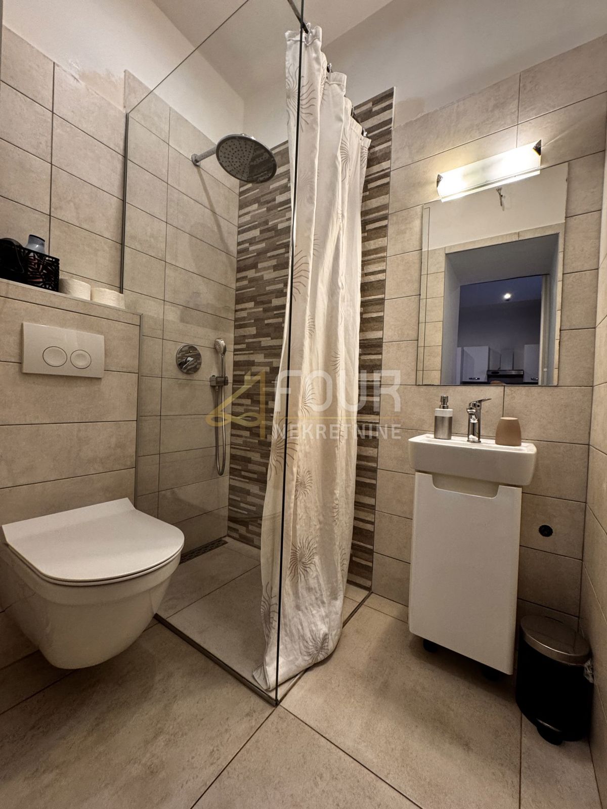Stanovanje Centar, Rijeka, 166,49m2