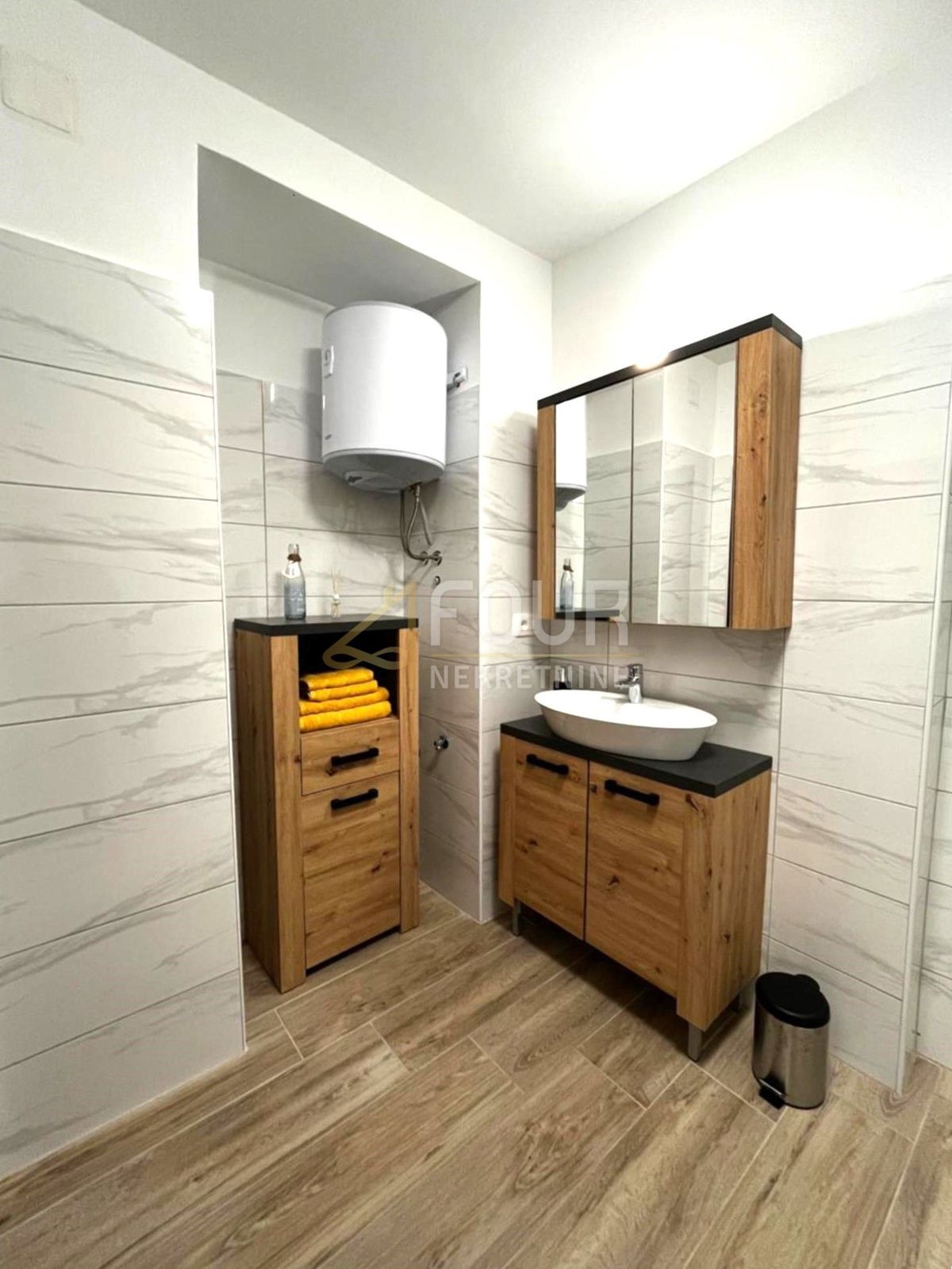 Hiša Malinska, Malinska-Dubašnica, 350m2