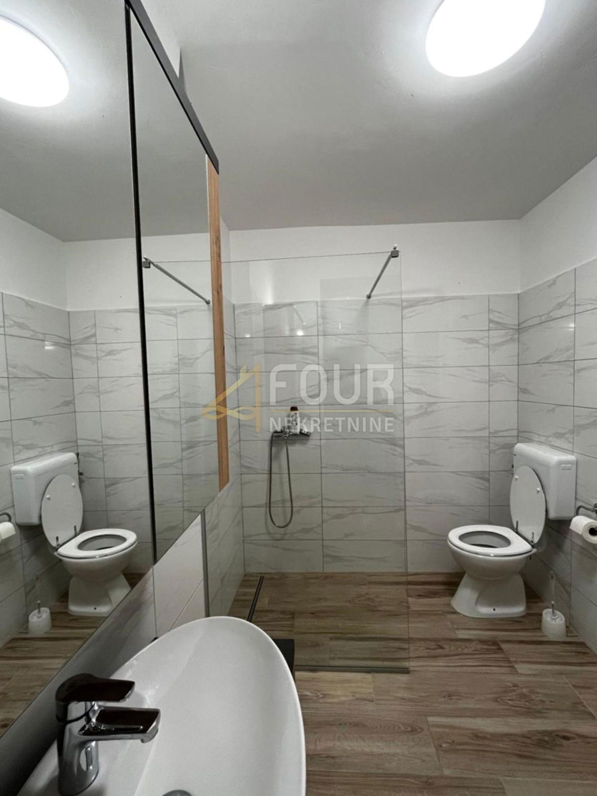 Hiša Malinska, Malinska-Dubašnica, 350m2