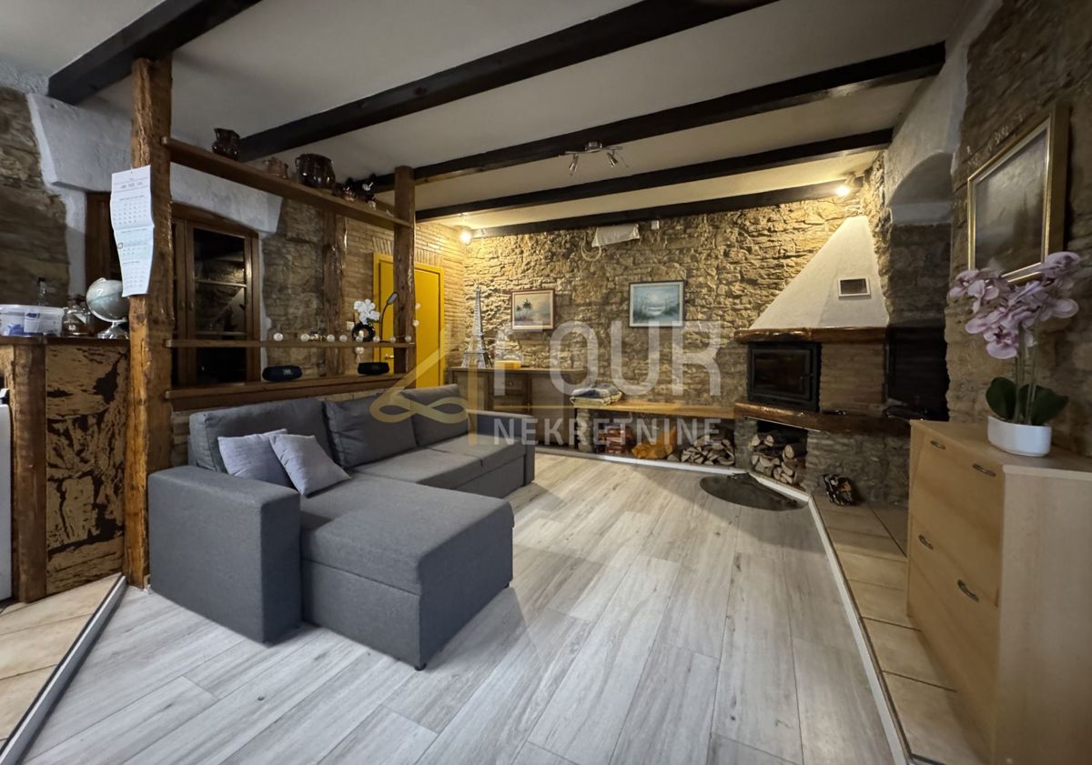 Hiša Stari Pazin, Pazin, 244,61m2