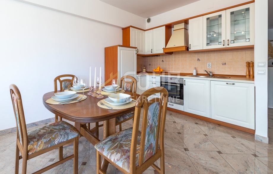 Stanovanje Rovinj, 69,60m2