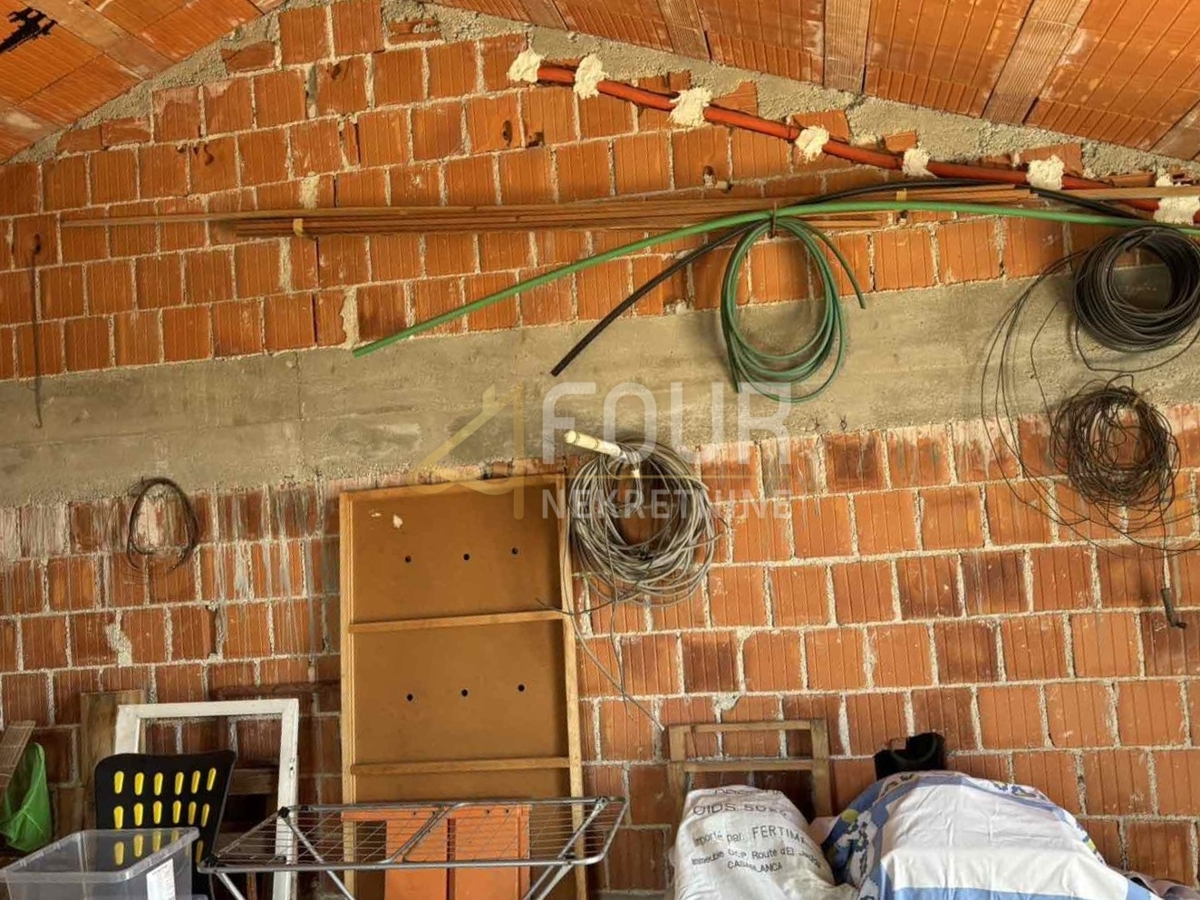 Stanovanje Banjol, Rab, 65,95m2