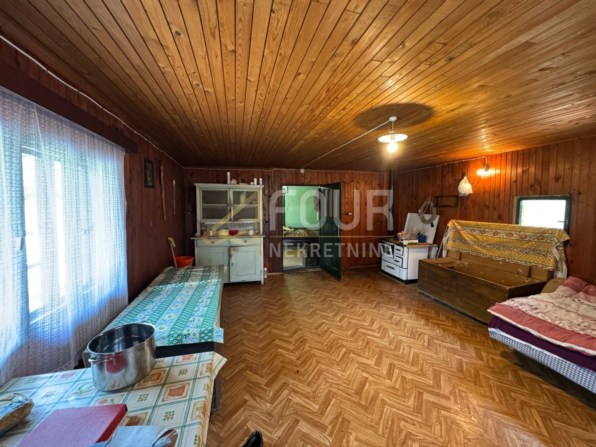Hiša Tounj, 70m2